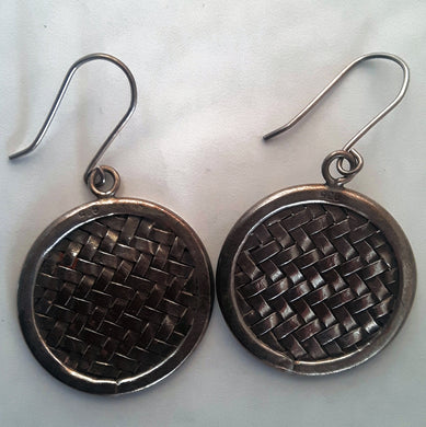 Igusa pattern 92.5% silver earrings, handmade in Laos