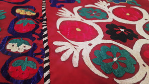 Vintage hand-embroidered Suzani from Uzbekistan 【One and only item!】