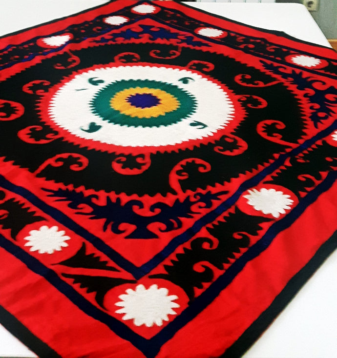 Vintage hand embroidered Suzani from Uzbekistan 【One and only item!】