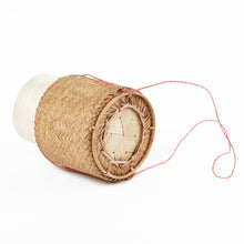 画像をギャラリービューアに読み込む, Bamboo basket from Laos